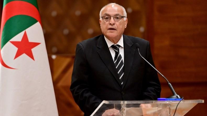 عطاف يعقد جلسة عمل مع نظيره الإيطالي عطاف يعقد جلسة عمل مع نظيره الإيطالي