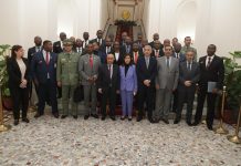 وفد من كلية الدفاع الوطني بأبوجا يزور مجلس الأمة وفد من كلية الدفاع الوطني بأبوجا يزور مجلس الأمة