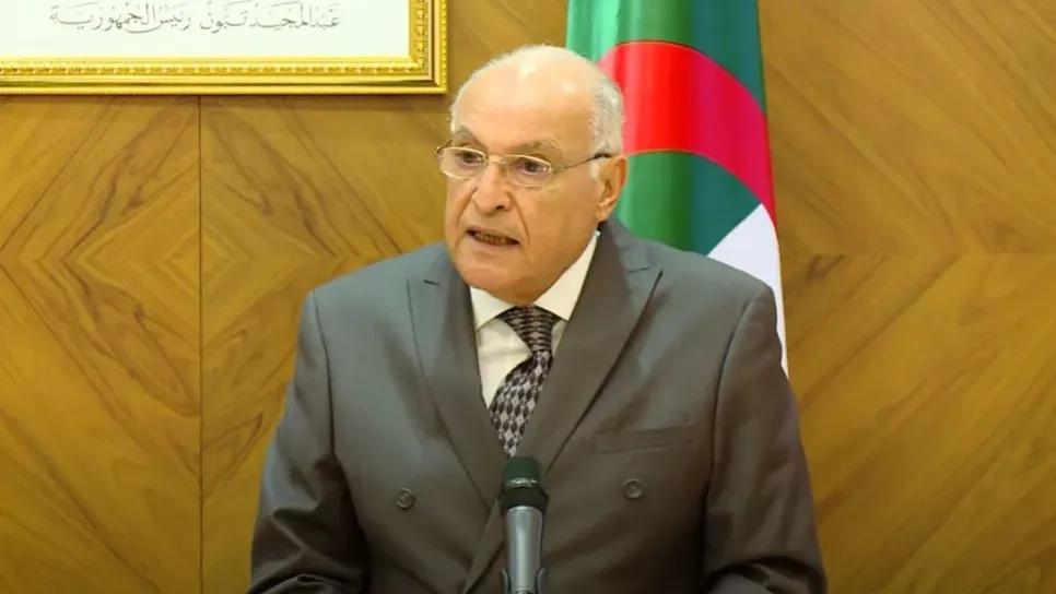 عطاف: "الجزائر لن تسمح بالعبث في أمن واستقرار جوارها"