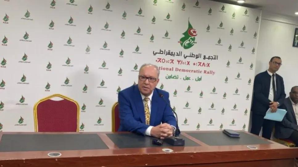 الأمين العام لـ "الأرندي" بالنيابة ينسحب