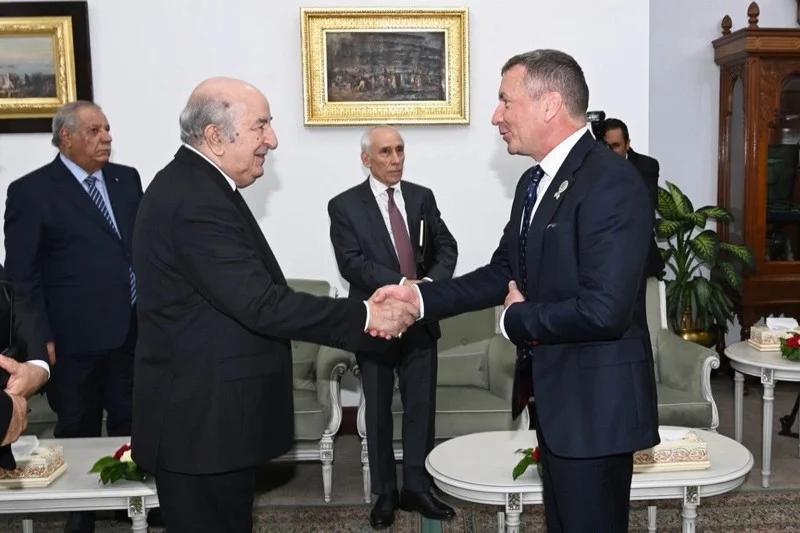 الجزائر توظف ورقة النفط والغاز لعرقلة موقف أمريكا من الصحراء الجزائر توظف ورقة النفط والغاز لعرقلة موقف أمريكا من الصحراء