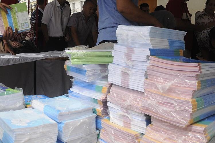 بيع الكتاب المدرسي بدءا من الفاتح جويلية بالمؤسسات التعليمية بيع الكتاب المدرسي بدءا من الفاتح جويلية بالمؤسسات التعليمية