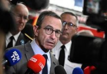 تزايد استهداف الرعايا الجزائريين في فرنسا تزايد استهداف الرعايا الجزائريين في فرنسا