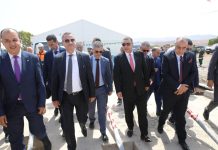 سعيود ورخروخ يقفان على تقدم مشاريع النقل في ولاية معسكر سعيود ورخروخ يقفان على تقدم مشاريع النقل في ولاية معسكر