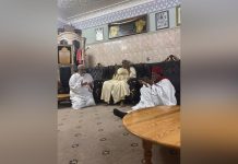 وفد من نيجيريا يزور مقر الخلافة العامة للطريقة التجانية بالأغواط وفد من نيجيريا يزور مقر الخلافة العامة للطريقة التجانية بالأغواط