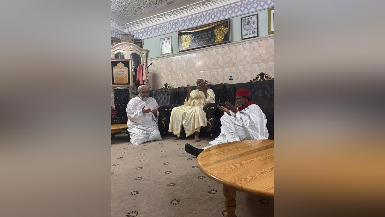 وفد من نيجيريا يزور مقر الخلافة العامة للطريقة التجانية بالأغواط