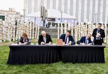 الجزائر توقع على الإعلان العالمي لحماية العاملين الإنسانيين الجزائر توقع على الإعلان العالمي لحماية العاملين الإنسانيين