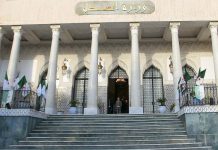 وفد دبلوماسي في زيارة إلى مؤسسة إعادة التربية والتأهيل وفد دبلوماسي في زيارة إلى مؤسسة إعادة التربية والتأهيل