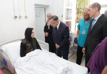 انحراف حافلة ببومرداس.. بداري يطمئن على صحة الطلبة انحراف حافلة ببومرداس.. بداري يطمئن على صحة الطلبة