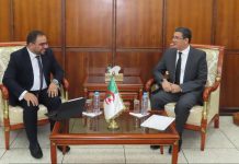 نحو تعزيز التعاون بين الجزائر والمركز الإفريقي في تصنيع الأدوية نحو تعزيز التعاون بين الجزائر والمركز الإفريقي في تصنيع الأدوية