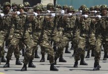 تونس والجزائر توقعان اتفاقية لتعزيز التعاون الدفاعي تونس والجزائر توقعان اتفاقية لتعزيز التعاون الدفاعي