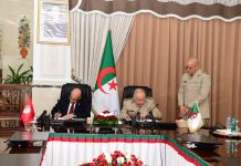 الجزائر وتونس تبرمان اتفاقية دفاعية الجزائر وتونس تبرمان اتفاقية دفاعية