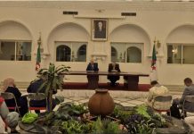 تمديد إيداع العروض التقنية والمالية لخدمات الحجاج الجزائريين تمديد إيداع العروض التقنية والمالية لخدمات الحجاج الجزائريين