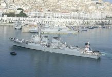 تمرين بحري مشترك بين الفرقاطة الجزائرية والمدمّرة الأمريكية تمرين بحري مشترك بين الفرقاطة الجزائرية والمدمّرة الأمريكية
