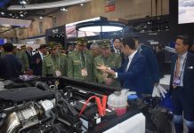 الفريق أول شنقريحة يطّلع على أحدث الابتكارات الدفاعية بكوريا الفريق أول شنقريحة يطّلع على أحدث الابتكارات الدفاعية بكوريا