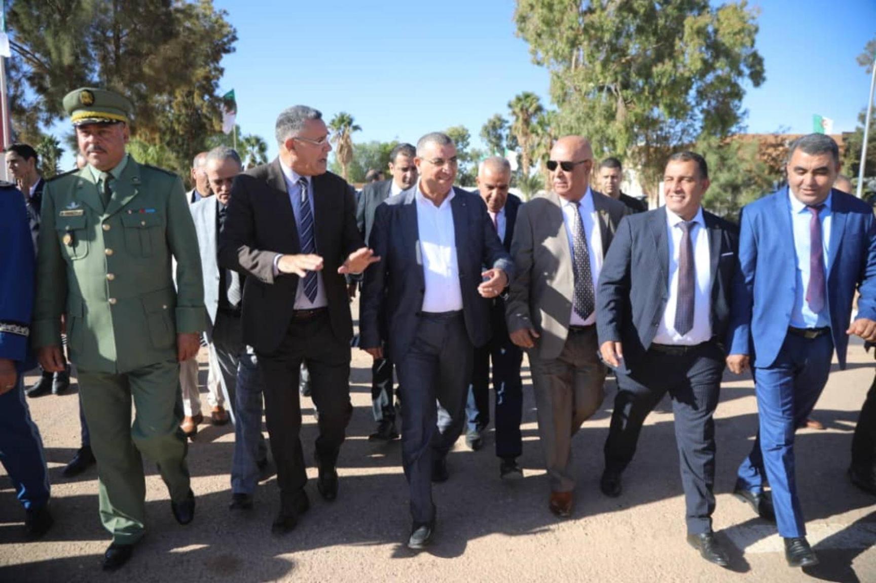 جلاوي يعطي إشارة إنطلاق مشروع تطوير مطار المشرية جلاوي يعطي إشارة إنطلاق مشروع تطوير مطار المشرية