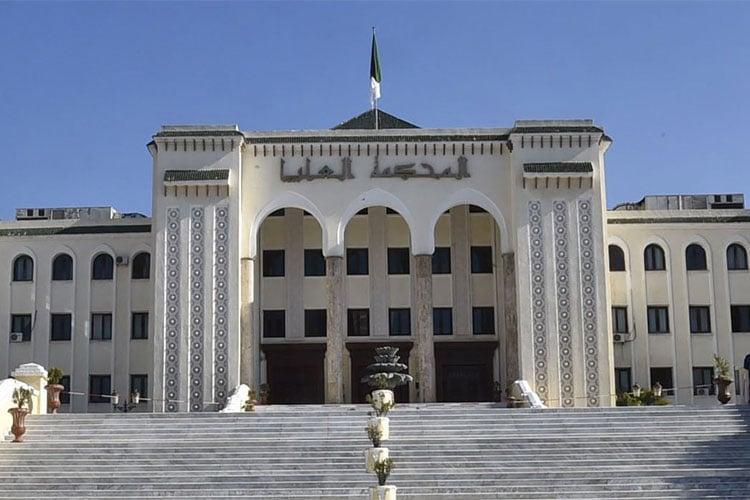 حكم نهائي بـ20 سنة لنجل رئيس حكومة سابق حكم نهائي بـ20 سنة لنجل رئيس حكومة سابق