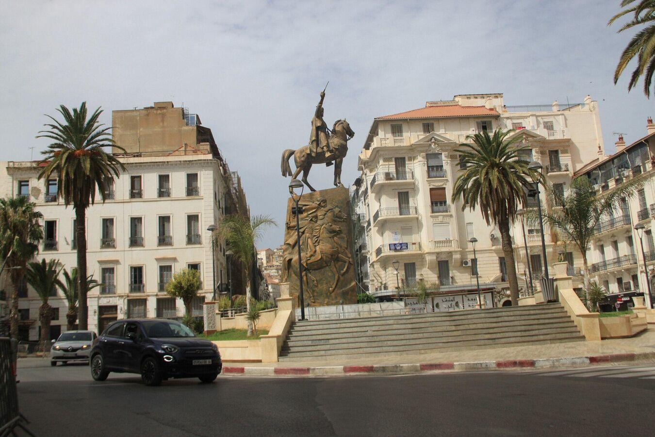 الجزائر ثالث أكبر احتياطي للهيليوم عالميا والأولى أفريقيا الجزائر ثالث أكبر احتياطي للهيليوم عالميا والأولى أفريقيا