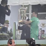 تبون يسلّم كأس الجزائر العسكرية لفريق قيادة الحرس الجمهوري تبون يسلّم كأس الجزائر العسكرية لفريق قيادة الحرس الجمهوري