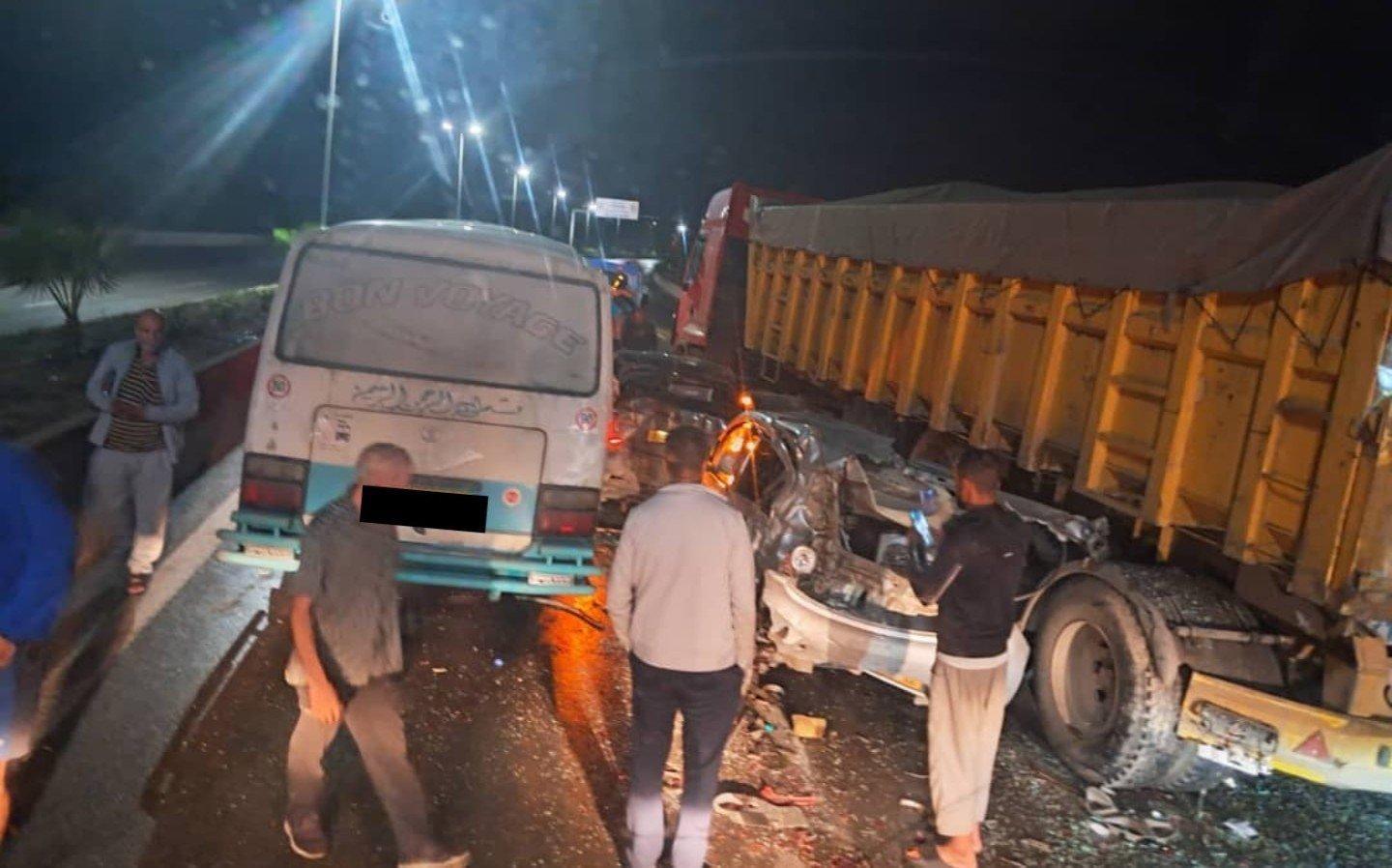 إصابة 14 شخصًا في اصطدام تسلسلي بالبليدة إصابة 14 شخصًا في اصطدام تسلسلي بالبليدة