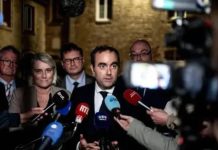 الوزير الأول الفرنسي يتحدث عن “اتفاقية 1968” الوزير الأول الفرنسي يتحدث عن "اتفاقية 1968"