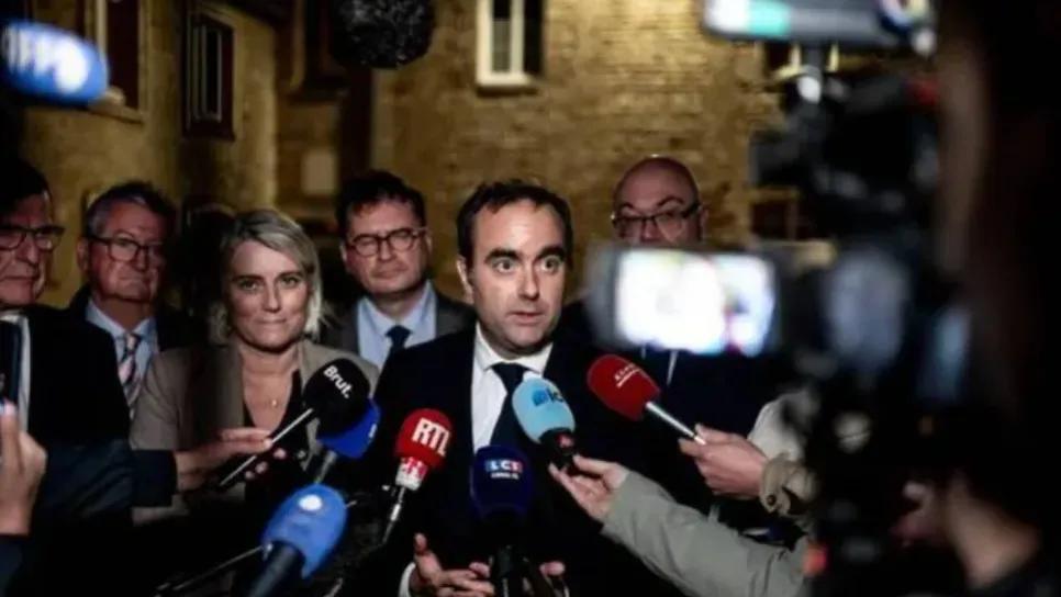 الوزير الأول الفرنسي يتحدث عن  الوزير الأول الفرنسي يتحدث عن