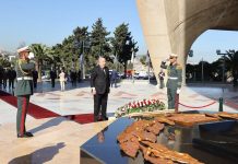 تبون يشرف على حفل إحياء الذكرى الـ 71 لاندلاع ثورة نوفمبر تبون يشرف على حفل إحياء الذكرى الـ 71 لاندلاع ثورة نوفمبر