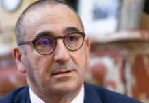 اعتراف فرنسي بفشل سياسة “ليّ الذراع” مع الجزائر اعتراف فرنسي بفشل سياسة "ليّ الذراع" مع الجزائر