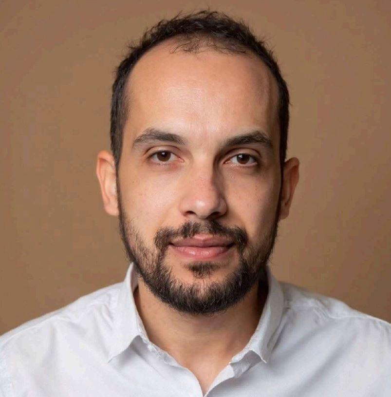 جلال بوسمينة: العجز تحت السيطرة... والخطر يكمن في تراكمه والتغطية عليه جلال بوسمينة: العجز تحت السيطرة... والخطر يكمن في تراكمه والتغطية عليه