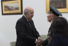 تبون يستقبل العقيد الروسي المتقاعد أندريه بافلينكو تبون يستقبل العقيد الروسي المتقاعد أندريه بافلينكو