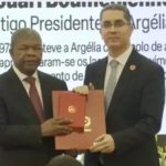 تكريم الرئيسين الراحلين هواري بومدين وأحمد بن بلة تكريم الرئيسين الراحلين هواري بومدين وأحمد بن بلة