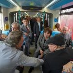 وزيرة الثقافة تصنع الحدث بتنقلها عبر الترامواي وحديثها عن مشروع هام وزيرة الثقافة تصنع الحدث بتنقلها عبر الترامواي وحديثها عن مشروع هام