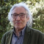 مثقف البلاط المغربي الطاهر بن جلون يدافع عن صنصال مثقف البلاط المغربي الطاهر بن جلون يدافع عن صنصال