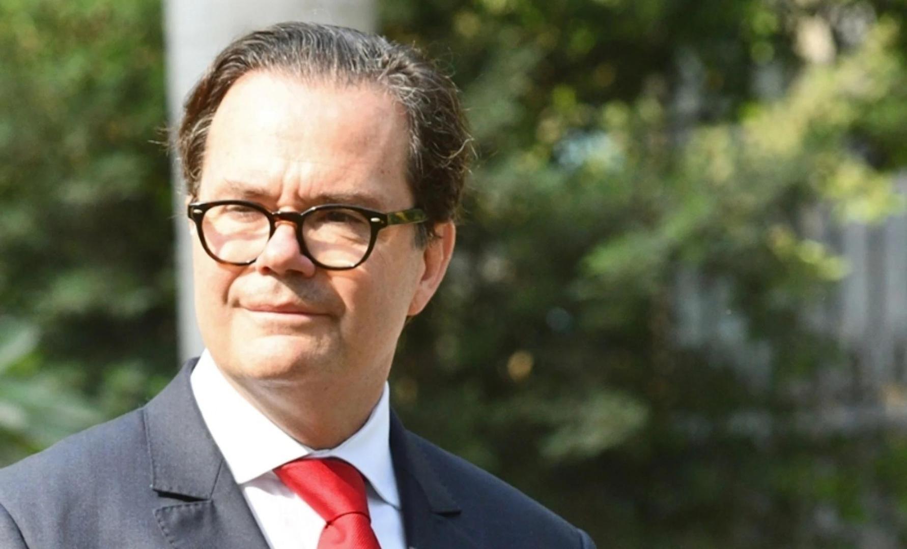 اعتراف فرنسي غير مسبوق بالمسؤولية عن الأزمة مع الجزائر اعتراف فرنسي غير مسبوق بالمسؤولية عن الأزمة مع الجزائر