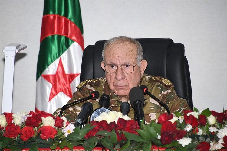 الفريق أول شنقريحة يُدشن مرافق صحية بالناحية العسكرية الأولى الفريق أول شنقريحة يُدشن مرافق صحية بالناحية العسكرية الأولى