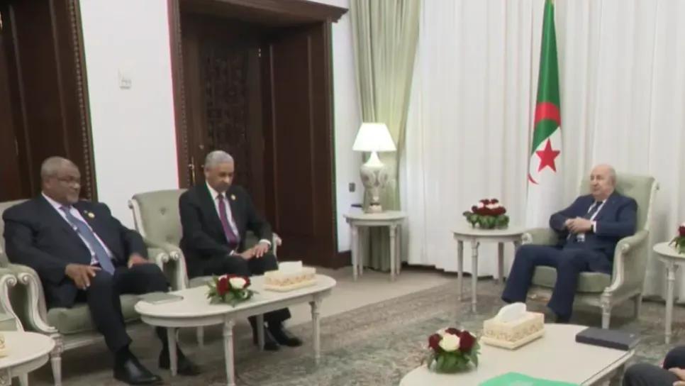 الرئيس تبون يستقبل رئيس مجموعة البنك الإفريقي للتنمية الرئيس تبون يستقبل رئيس مجموعة البنك الإفريقي للتنمية