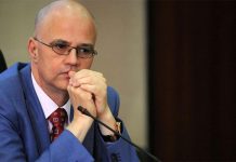 الوزير هدام وآخرون أمام القضاء مجددا في 30 نوفمبر الوزير هدام وآخرون أمام القضاء مجددا في 30 نوفمبر