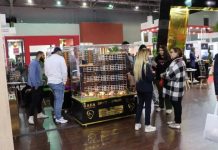 مئات العارضين من الجزائر وخارجها في معرض “إيلوجيا” بوهران مئات العارضين من الجزائر وخارجها في معرض “إيلوجيا” بوهران