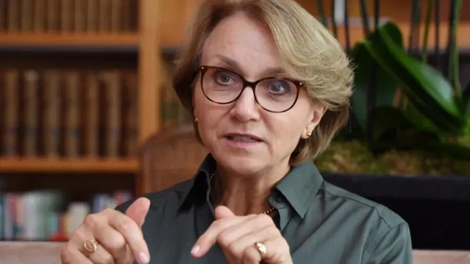 الأمينة العامة الفرنسية في الجزائر.. أولى الزيارات الرسمية منذ القطيعة الأمينة العامة الفرنسية في الجزائر.. أولى الزيارات الرسمية منذ القطيعة