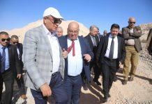 جلاوي يتفقد مشروع سكة حديد تندوف-بشار ويؤكد على تسريع الإنجاز جلاوي يتفقد مشروع سكة حديد تندوف-بشار ويؤكد على تسريع الإنجاز