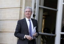 سفير فرنسي سابق على خطى “دريانكور” في كُرهه للجزائر! سفير فرنسي سابق على خطى “دريانكور” في كُرهه للجزائر!