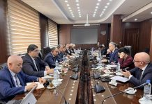 رزيق يستقبل بعثة صندوق النقد الدولي رزيق يستقبل بعثة صندوق النقد الدولي