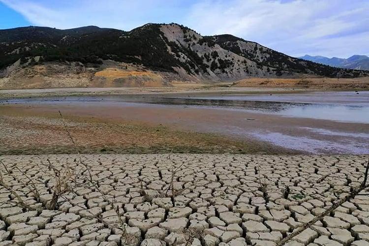 طمي السدود ثروة مهدرة تدخل الزراعة والصناعة قريبا في الجزائر طمي السدود ثروة مهدرة تدخل الزراعة والصناعة قريبا في الجزائر