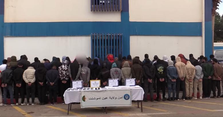 الإطاحة بشبكة إجرامية دولية لتهريب المهاجرين عبر البحر الإطاحة بشبكة إجرامية دولية لتهريب المهاجرين عبر البحر