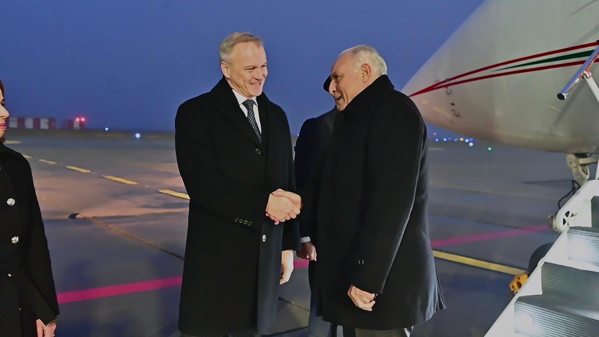 عطاف يحل بسلوفاكيا في زيارة رسمية عطاف يحل بسلوفاكيا في زيارة رسمية