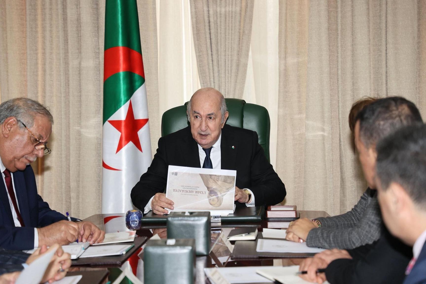 تبون يترأس اجتماعا مخصصا لمشروع فيلم الأمير عبد القادر