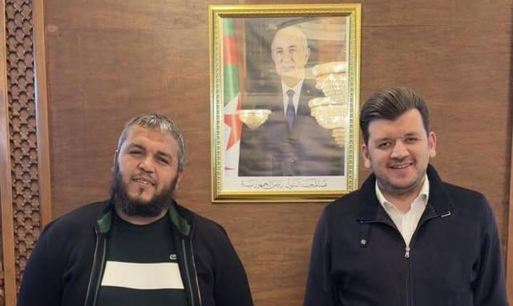 الجزائر الخضراء تُطلق مشروعا جديدا الجزائر الخضراء تُطلق مشروعا جديدا