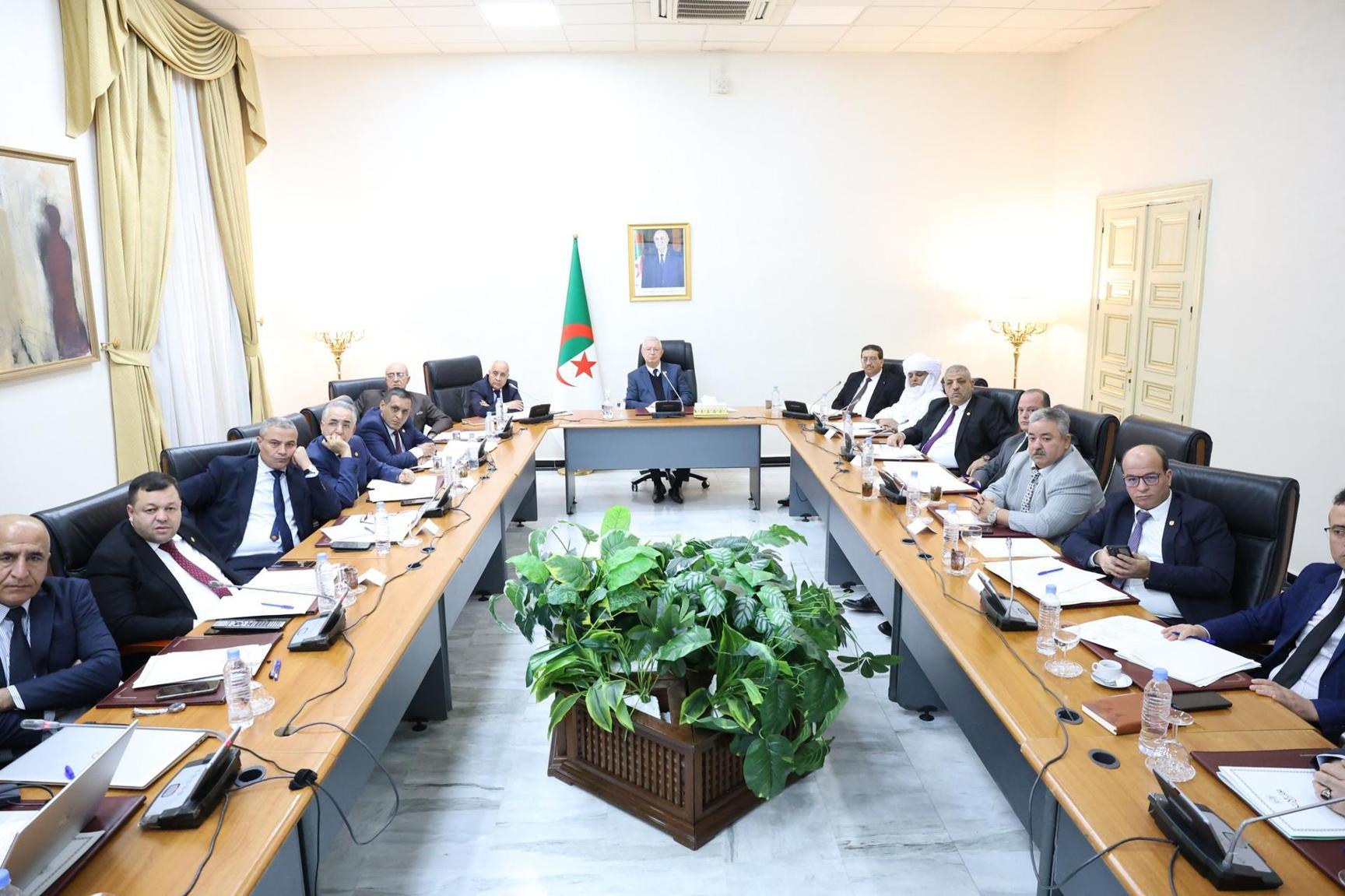 مجلس الأمة يؤكد: وحدة الوطن مبعث قوة وتعزيز لمناعة البلاد مجلس الأمة يؤكد: وحدة الوطن مبعث قوة وتعزيز لمناعة البلاد