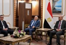 بتكليف من رئيس الجمهورية.. عطاف يحل بالقاهرة بتكليف من رئيس الجمهورية.. عطاف يحل بالقاهرة