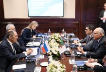 عطاف يبحث مستجدّات الأوضاع في منطقة الساحل مع نظيره الروسي عطاف يبحث مستجدّات الأوضاع في منطقة الساحل مع نظيره الروسي